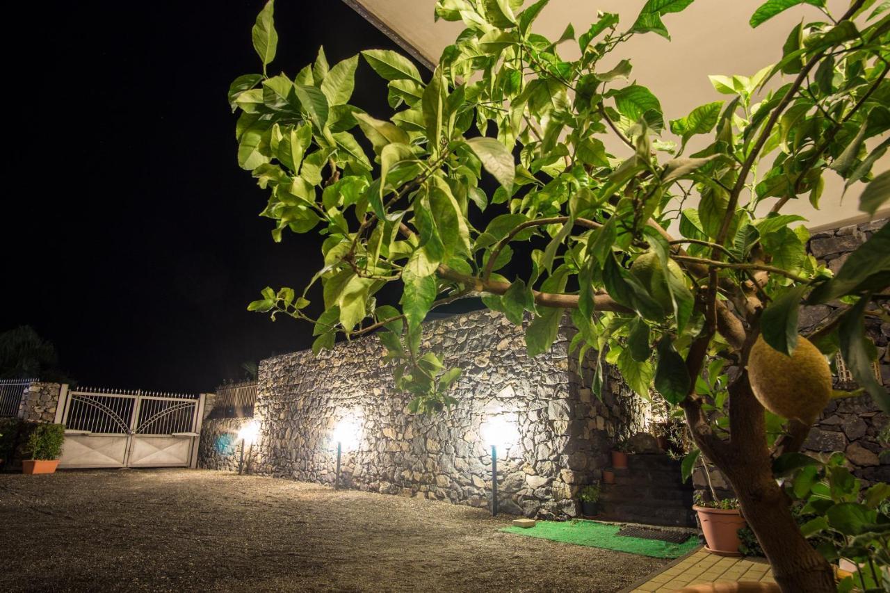Villa Gusmano 皮耶迪蒙泰埃特内奥 外观 照片