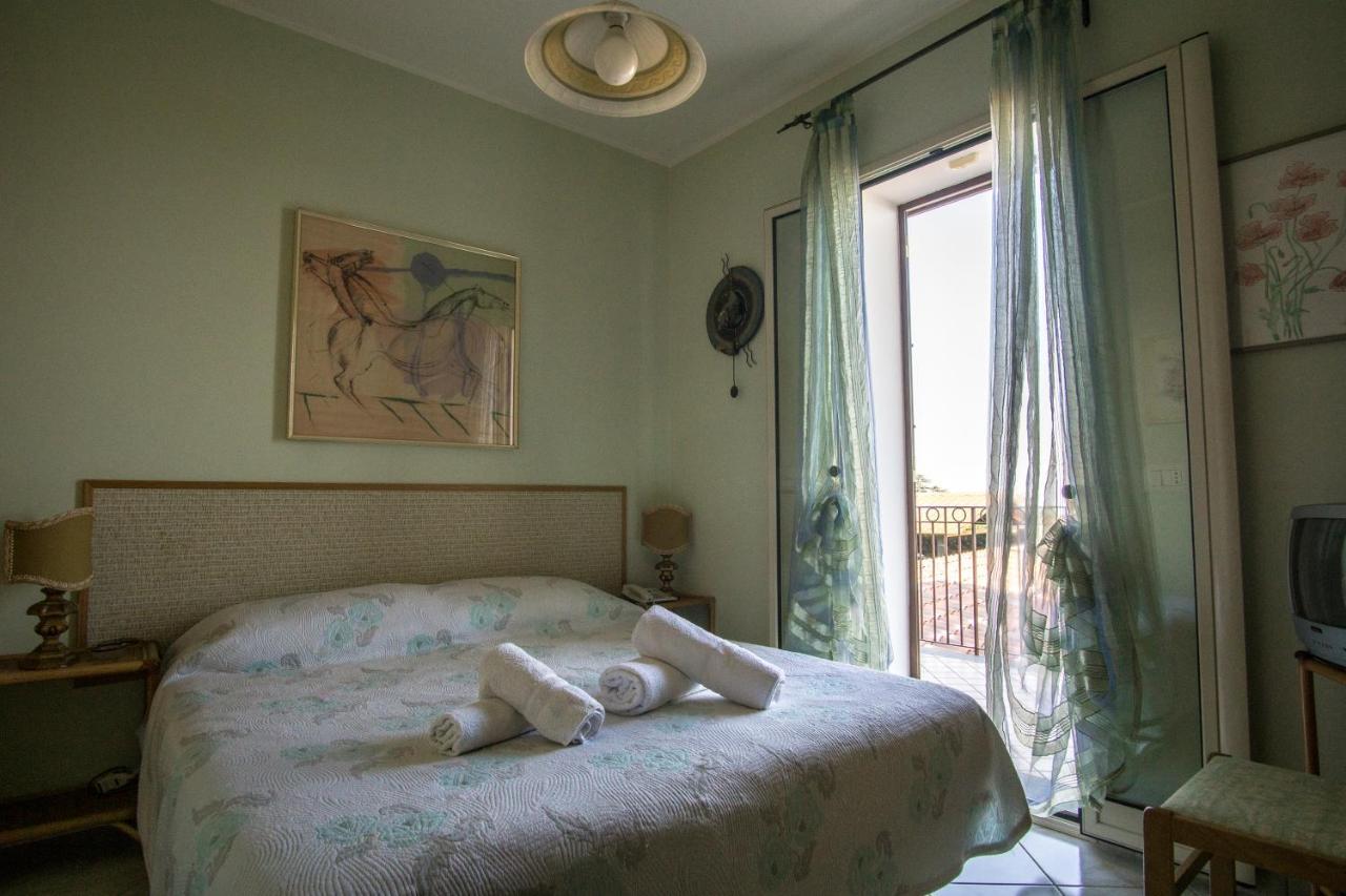 Villa Gusmano 皮耶迪蒙泰埃特内奥 外观 照片